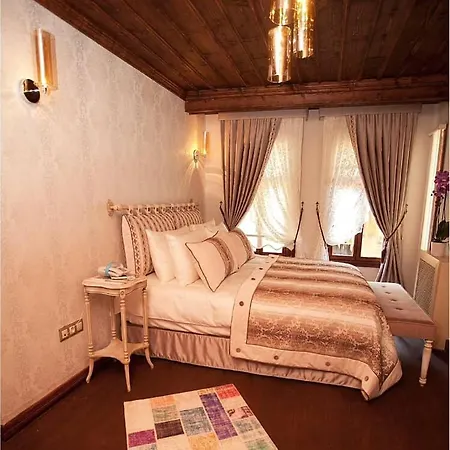 Arasta Boutique